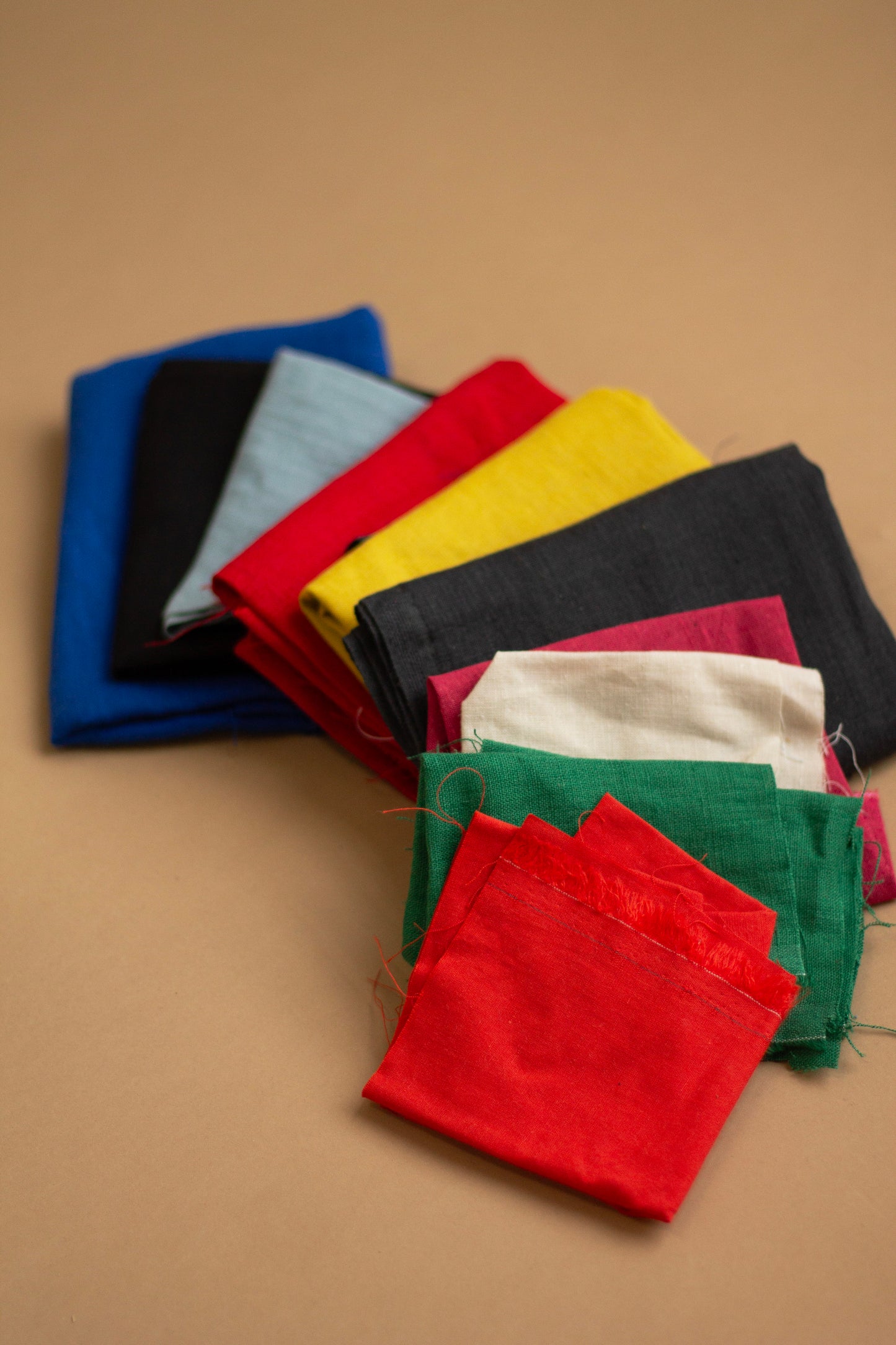 Scrap Bundle - 'Plain' Linen/Cotton 400g